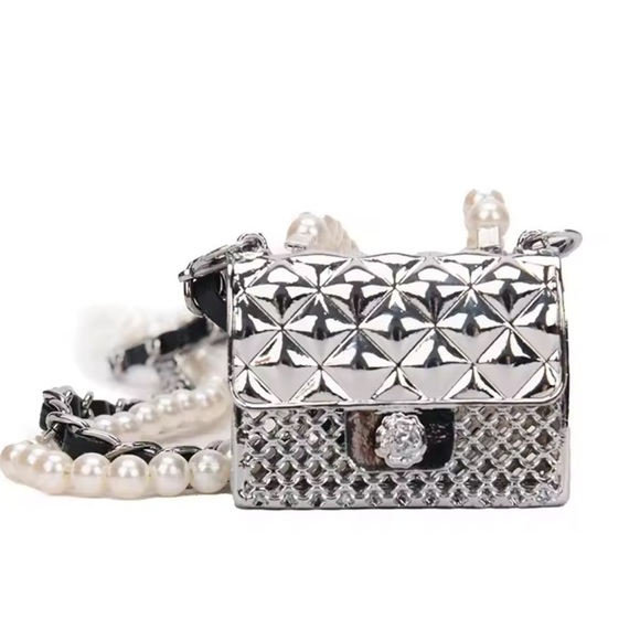 Silver Mini Crossbody Bag with Pearl & Chain Strap ✨ - Picture 7 of 17